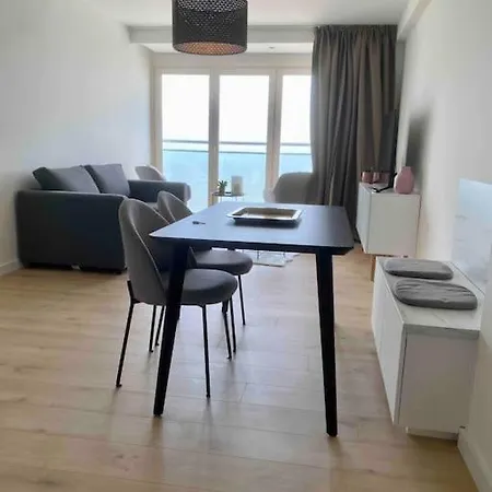 Egmont By Sea Apartment *